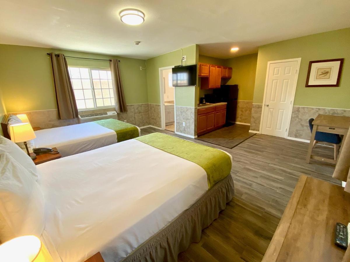 Europa Inn & Suites Desert Hot Springs Eksteriør billede